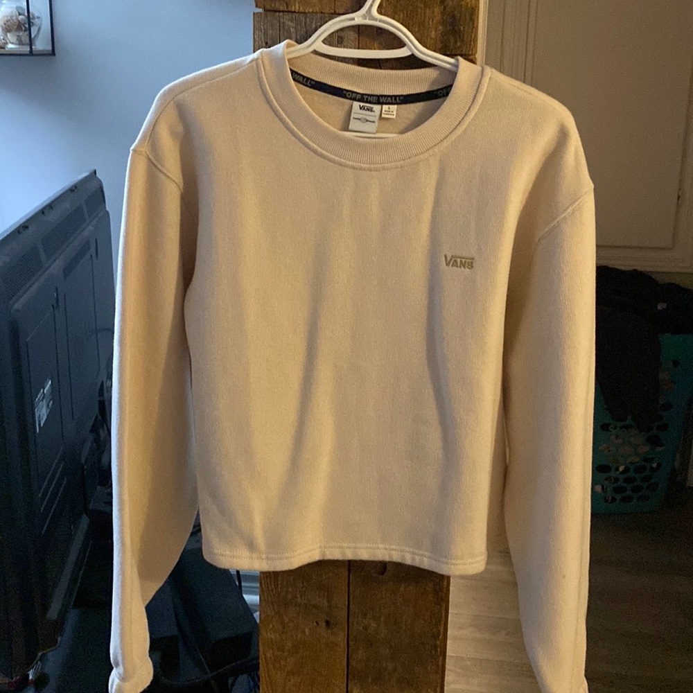 vans beige crop sweater